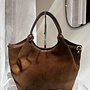 Lou Medium Suede Cognac