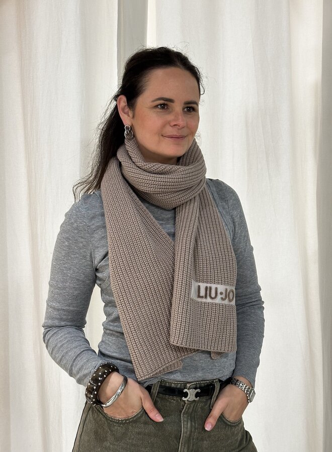 Logo Sjaal Desert Taupe
