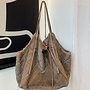 Dorothy Taupe