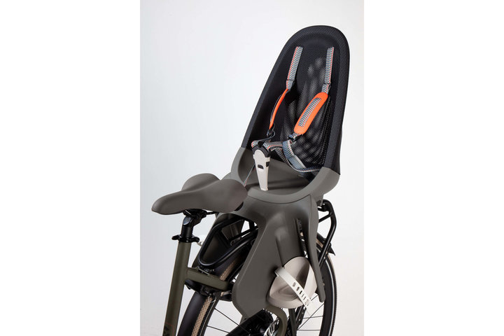 Cortina Kinderzitje achter Qibbel Air 5