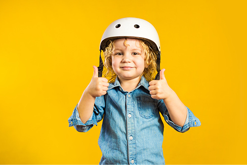 Kinderfietshelm | Hoe kies ik een goede helm voor mijn kind? Superfietsen.nl