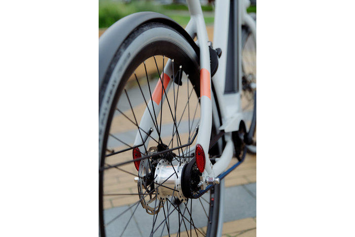 Cortina E-Blau Damesfiets 28 inch 57cm DB8 belt 16