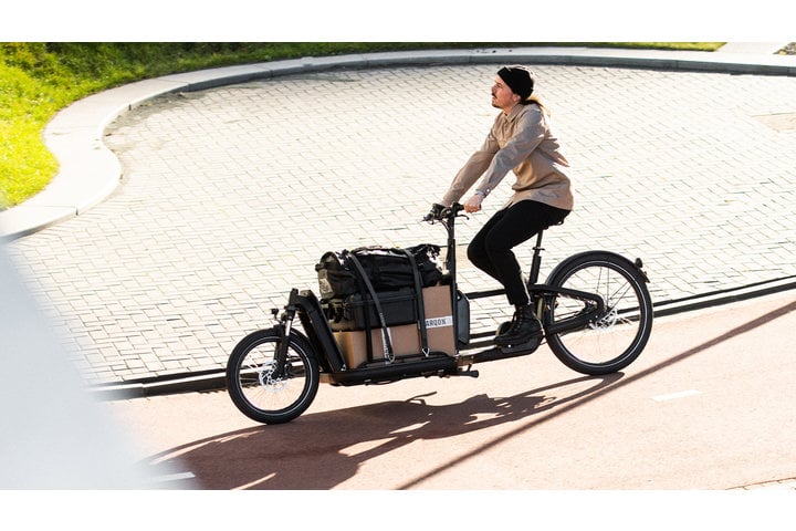 Carqon Flatbed Elektrische Bakfiets Bosch Middenmotor Enviolo Naafversnellingen 17