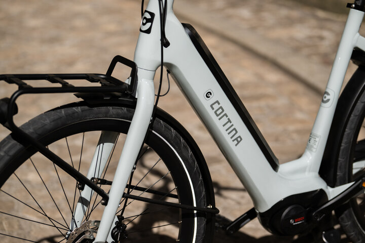 Cortina E-Common Integrated Elektrische Transportfiets 28 inch 50cm Bosch Active Line Plus DB7 10