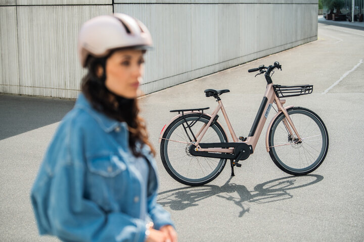 Cortina E-Nite Elektrische Damesfiets 28inch 57cm DB7 9
