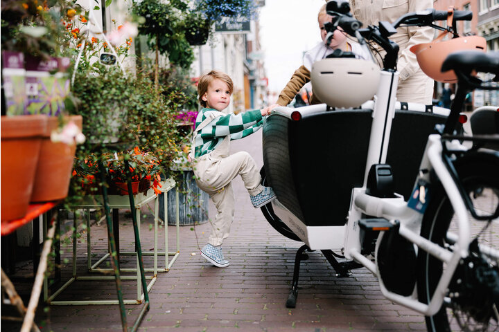 Urban Arrow Family Performance Line Essential Elektrische Bakfiets *Belt - Enviolo Aandrijving* 8