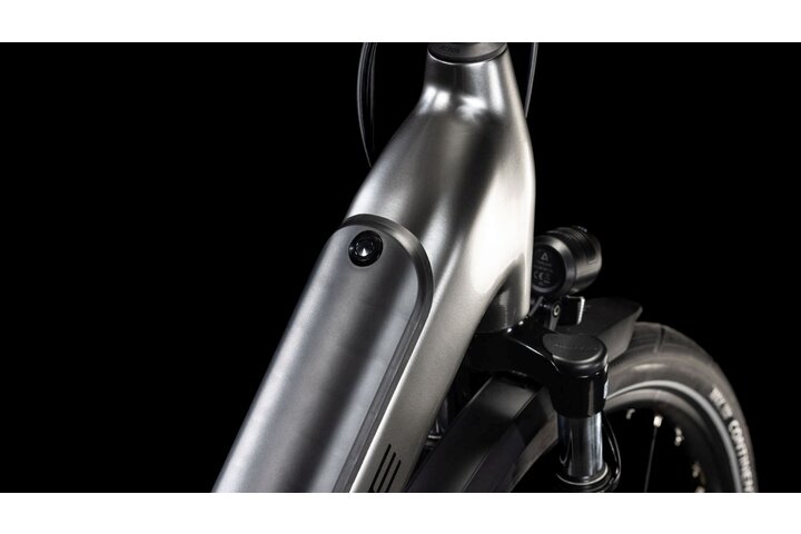 Cube Supreme Hybrid Deluxe One 625 Elektrische damesfiets 28 inch 50cm 8v 3