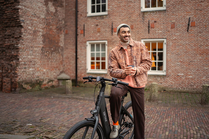 Cortina E-Blau Herenfiets 28 inch 61cm DB7 belt 8