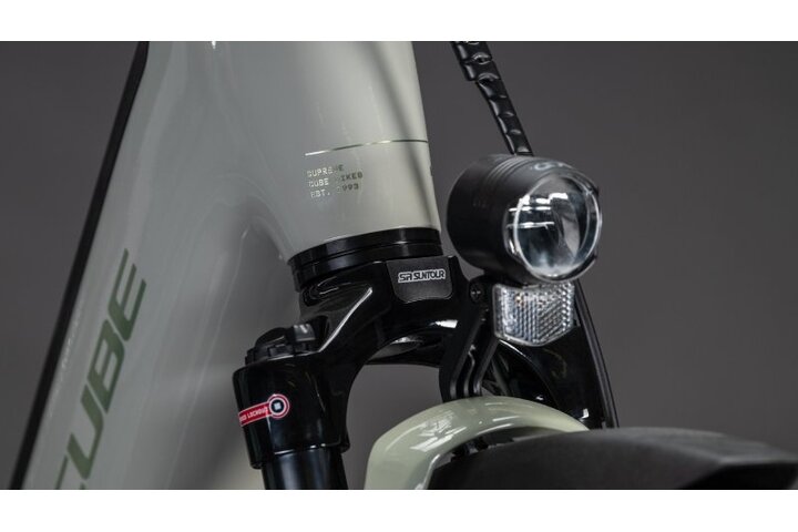 Cube Supreme Hybrid Deluxe One 600 Elektriche Damesfiets 28 inch 54cm 5v 12