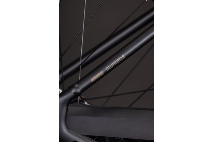 Cube Supreme Hybrid Comfort One 600 Elektriche Damesfiets 28 inch 58cm 5v 15