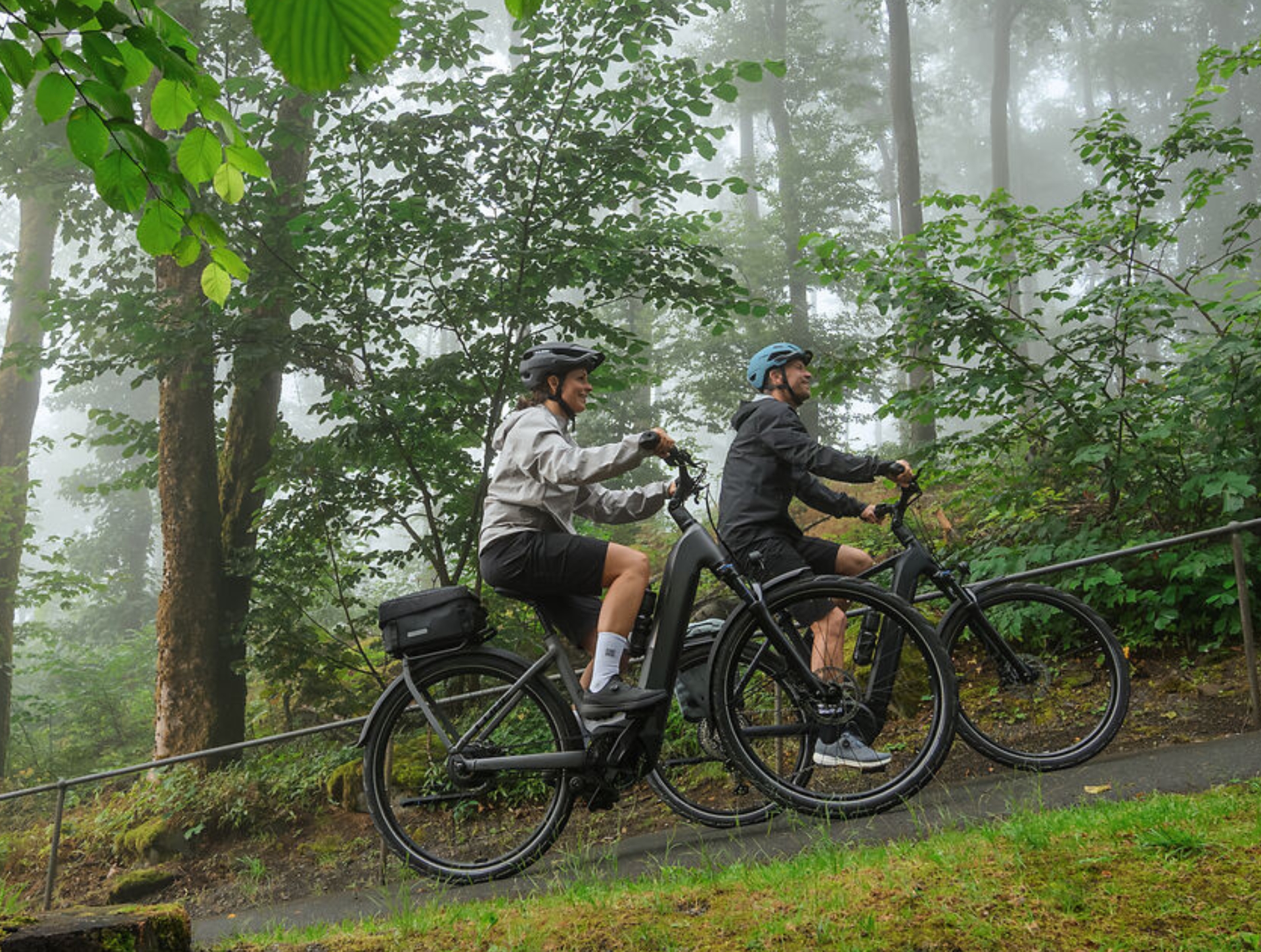 Cube Kathmandu Hybrid e-bike