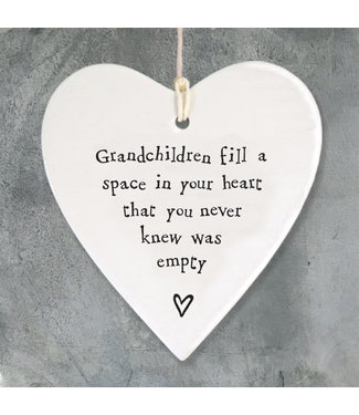 4198 Porcelain round heart-Grandchildren fill space