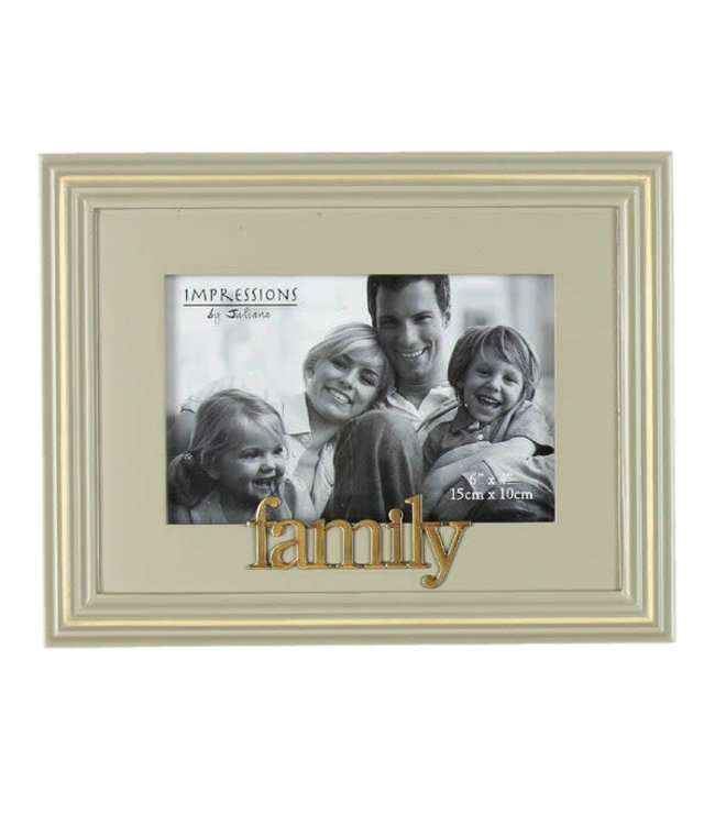 6" X 4" - CELEBRATIONS GREY WOODEN PHOTO FRAME - FAMILY