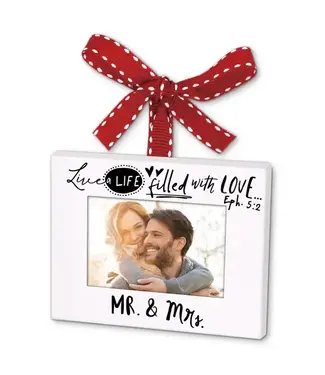 Ornament Frame Mr and Mrs Ribbon Hang