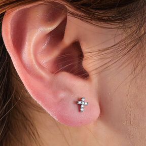 PIERCING ZIRCONIA CROSS ZILVER EP425-1