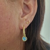 Goudkleurige Simply Chic Capri Blue Creolen  83068 Goudkleurige Simply Chic Capri Blue Creolen  83068