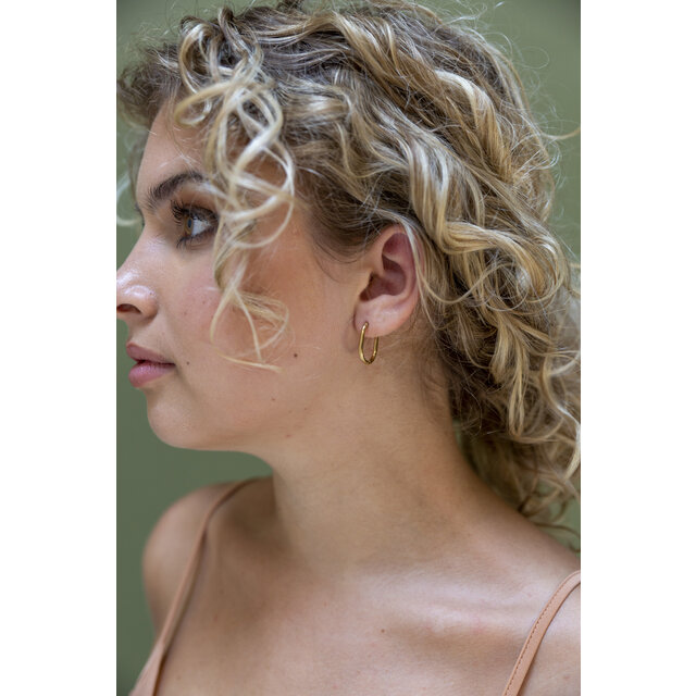 Go Dutch Label Oval Hoop Oorbellen E1407-2 Go Dutch Label Oval Hoop Oorbellen E1407-2