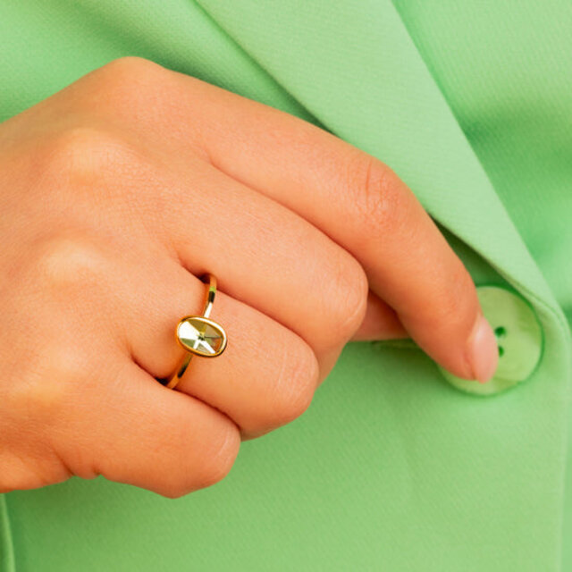 Twisted Cloudy Oval Steentje Crystal