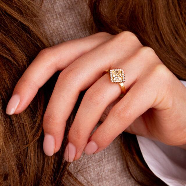 Vivid Antique Steentje Crystal