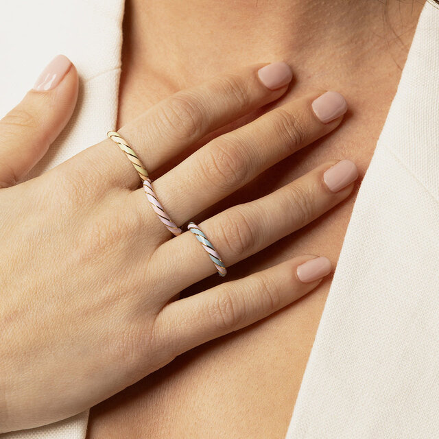 Gouden ring - oranje en groen epoxy