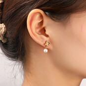 Pearly Flower Stud E56193-2 Pearly Flower Stud E56193-2