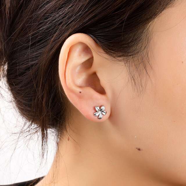 Flower Stud Oorbellen E56161-1 Flower Stud Oorbellen E56161-1