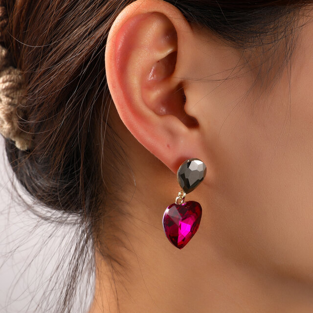 Heart Stone Dangle Grey Oorbellen E55139-4 Heart Stone Dangle Grey Oorbellen E55139-4