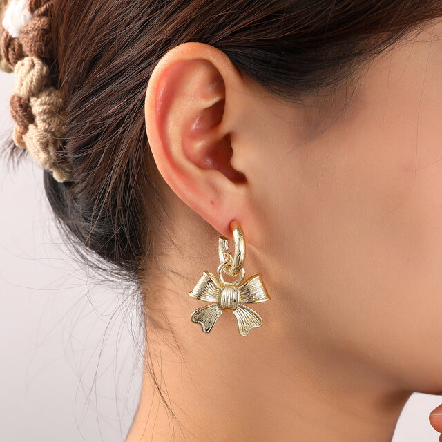 Bow Hoop Goldplated Oorbellen E55080-2 Bow Hoop Goldplated Oorbellen E55080-2