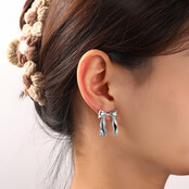 Bow Stud Silverplated Oorbellen E55079-1 Bow Stud Silverplated Oorbellen E55079-1