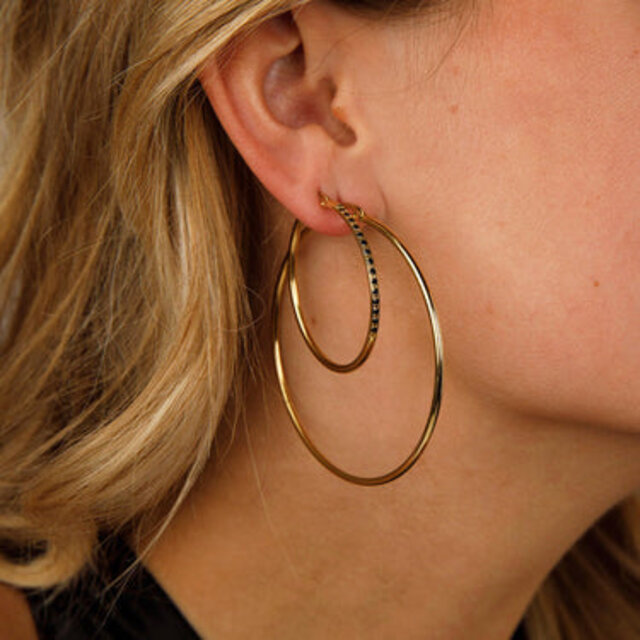 Elegante Oorringen met Zwarte Zirkonia 25mm