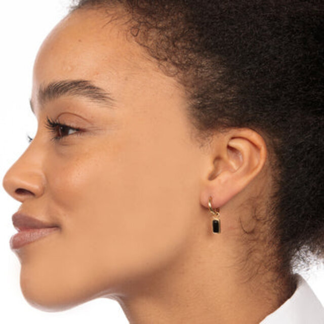 Elegante Oorringen met Onyx Hanger