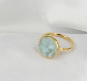Gouden ring met ronde Amazonite - unieke uitstraling