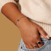 Ring met zwarte glassteen - Twisted randje