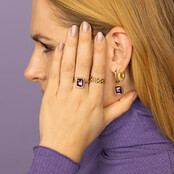 Gouden damesring - paarse glassteen 11 mm