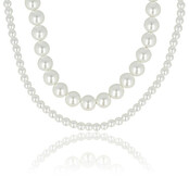 Dubbele ketting met grote en kleine witte parels