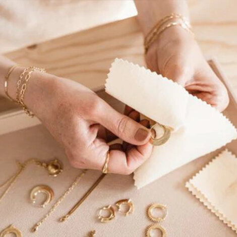 Hoe houd je je sieraden zo lang mogelijk mooi? Tips & Tricks
