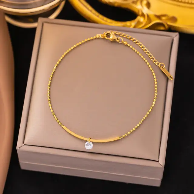 Stainless Steel Enkelbandje Bar met Steentje Goud – Minimalistisch & Waterproof