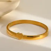 Stainless Steel Bangle Armband met Hartje – Minimalistisch Goud