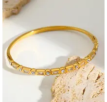 Stainless Steel Bangle met Rechthoekige Zirkonia – Goud