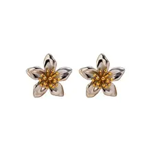 Stainless steel bloem oorbellen bicolor – goud/zilver statement studs