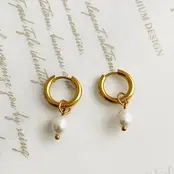 Stainless steel oorbellen met parel – minimalistische hoops goud/zilver