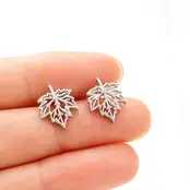 Stainless Steel Blad Oorstekers – Trendy Leaf Studs Goud/Zilver