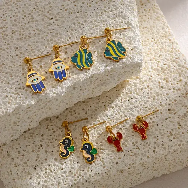 Stainless Steel Oorstekers Zee Bedels – Dancing Studs Vis Zeepaardje Kreeft Hamsa