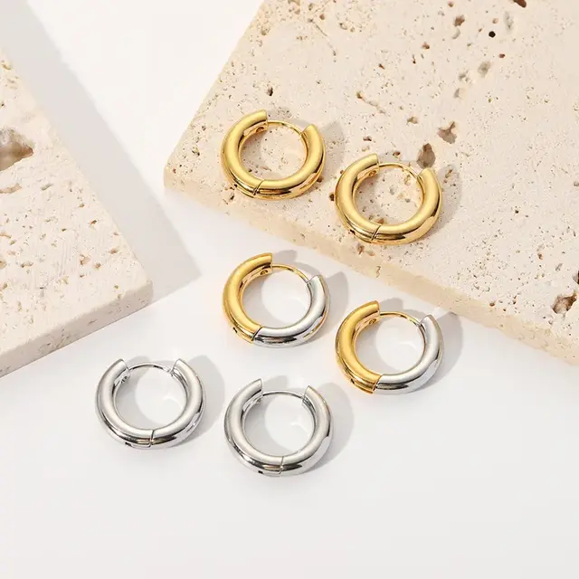 Stainless Steel Basic Hoops Oorbellen – Goud & Zilverkleurig 20 mm