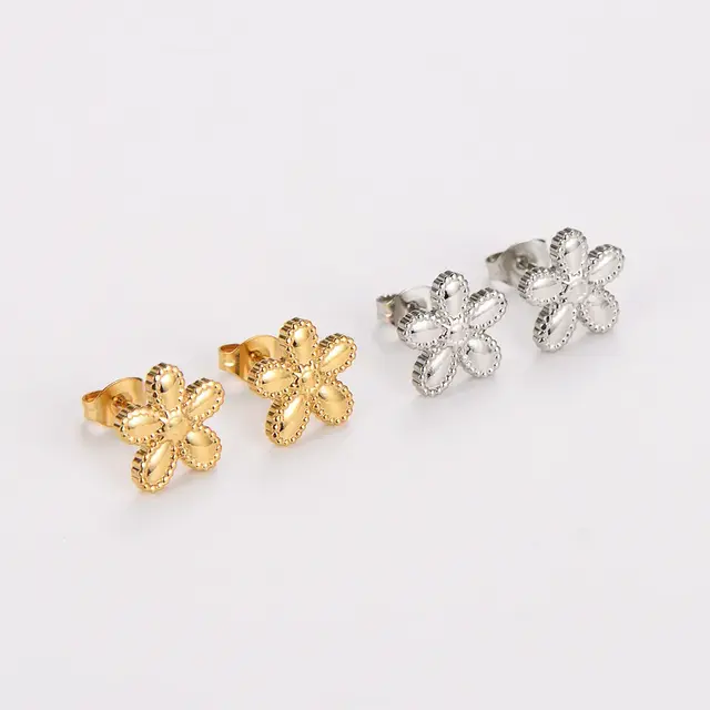 Stainless Steel Bloem Oorstekers – Goud- en Zilverkleurig
