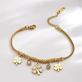 Stainless Steel Armband Klaver Bedels – Goudkleurig