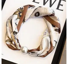 Sjaalketting met Parel Magnetische Sluiting Beige & Bruin Bloemen