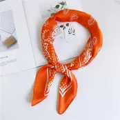 Vierkante Zijden Sjaal 70x70 cm Oranje Paisley Print