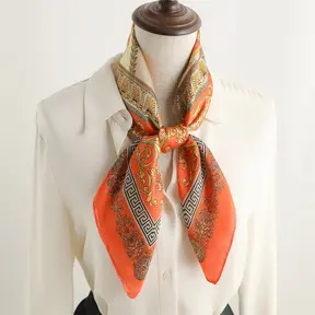Vierkante Zijden Sjaal 70x70 cm Oranje Barok Print