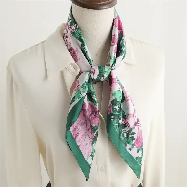 Vierkante Zijden Sjaal 70x70 cm Groen Roze Floral Print